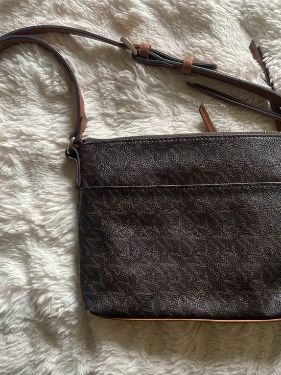 VINTAGE Jones New York Brown Crossbody Bag with Tan Trim - Picture 2 of 9